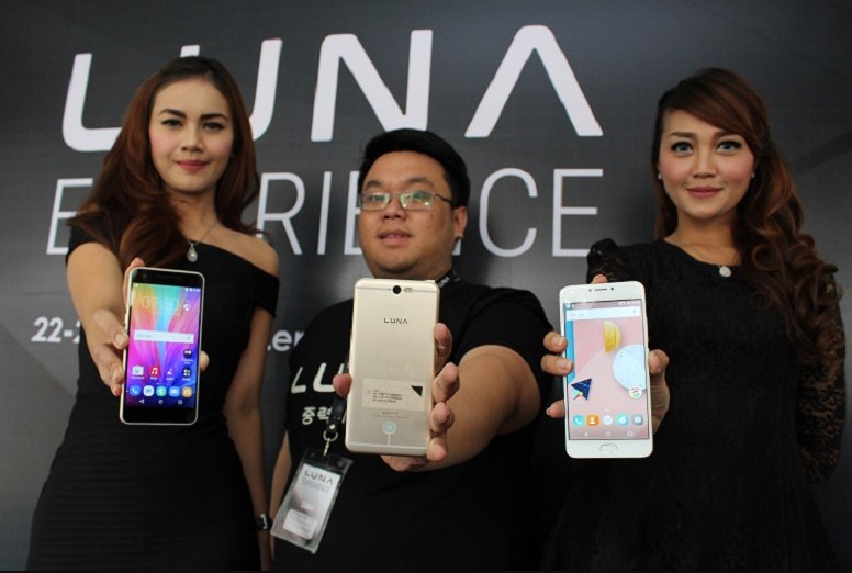 launching smartphone luna indonesia