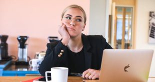 Aplikasi kencan online terlaris