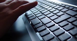 fungsi tombol kombinasi keyboard laptop komputer