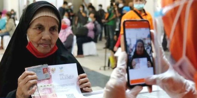 penyaluran dana bansos dengan aplikasi pengenal wajah