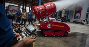 robot pemadam kebakaran jakarta
