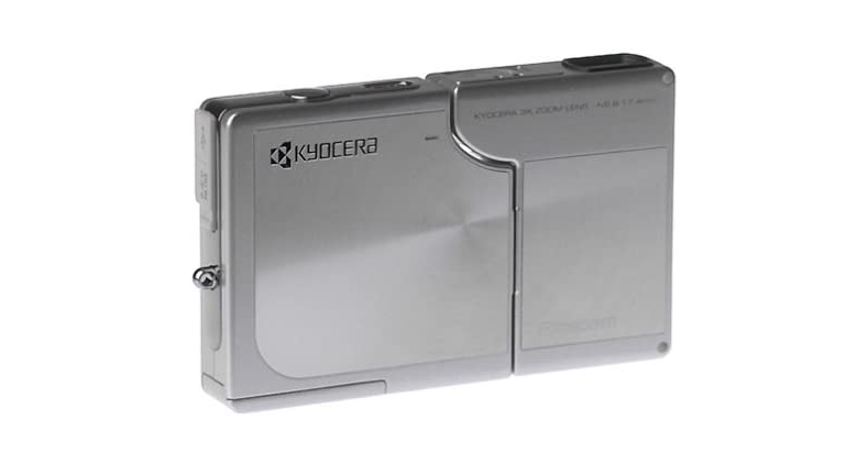 Kyocera Finecam SL400R Digital Camera