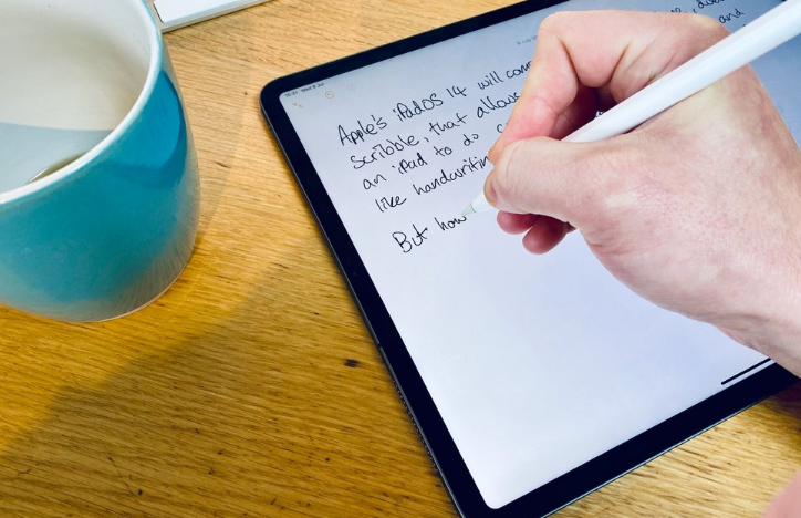 Apple Scribble on iPad