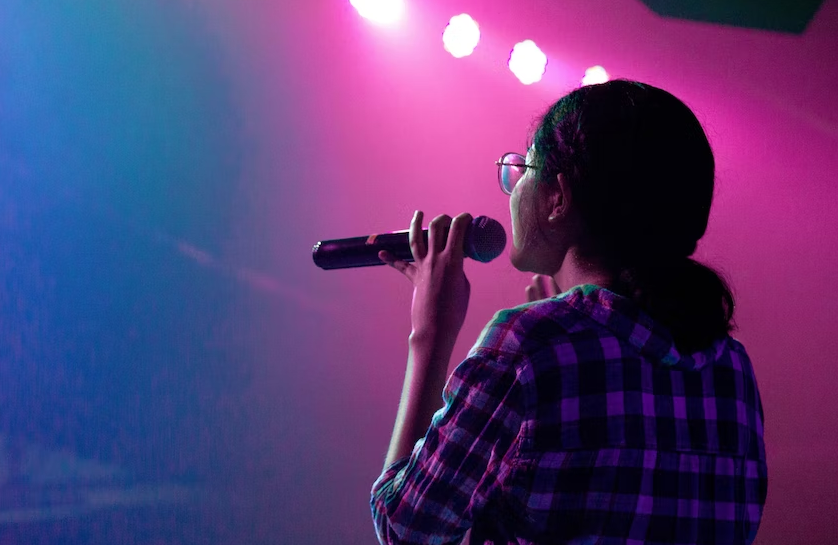 Karaoke by unsplash
